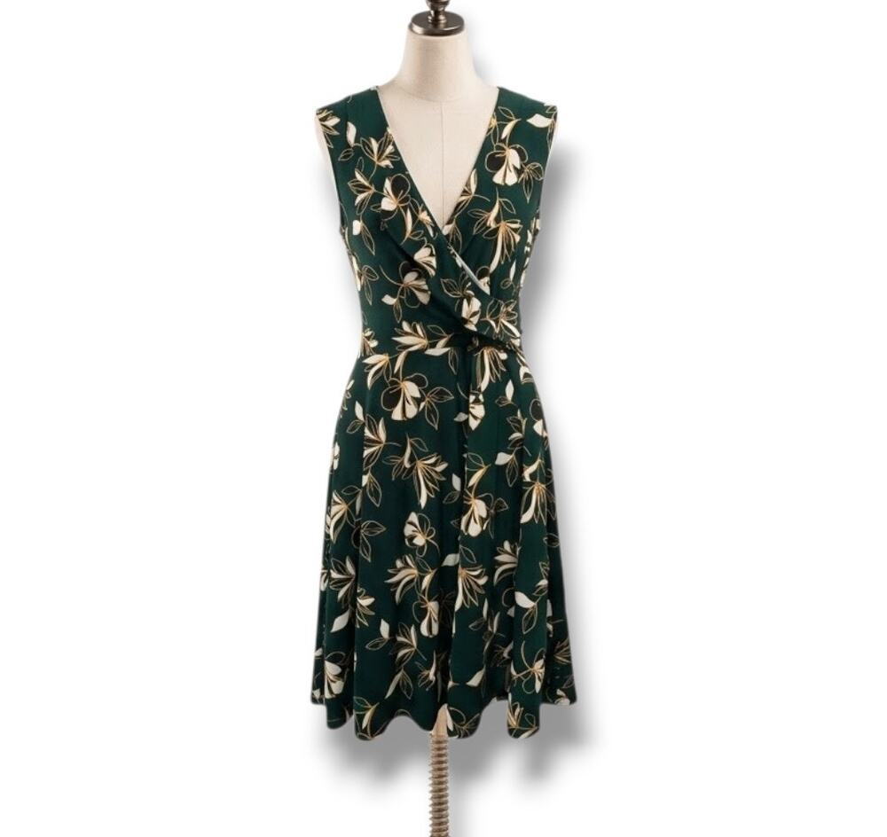 Leota Women’s Green Floral Sleeveless Faux Wrap Dress – Petite Medium